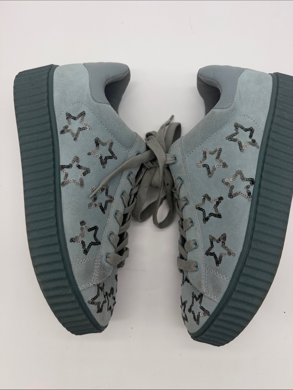 Gunmetal blue star suede platform sneaker